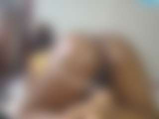 queenloovee's Live Sex Cam Show