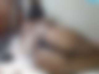 queenloovee's Live Sex Cam Show