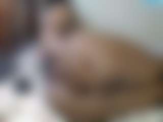 Live cam show with queenloovee - Anal on Dare Cams