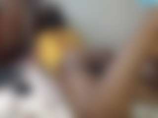 queenloovee's Live Sex Cam Show