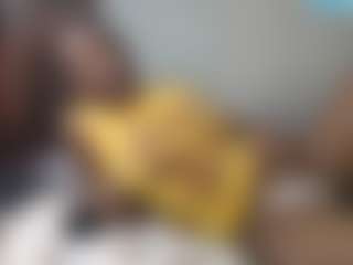 queenloovee's Live Sex Cam Show