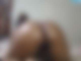 queenloovee's Live Sex Cam Show