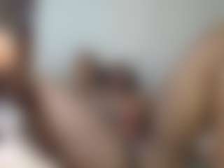 queenloovee's Live Sex Cam Show