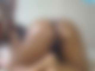 queenloovee's Live Sex Cam Show