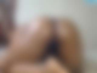 queenloovee's Live Sex Cam Show