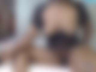 queenloovee's Live Sex Cam Show