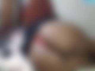 queenloovee's Live Sex Cam Show