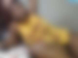 queenloovee's Live Sex Cam Show
