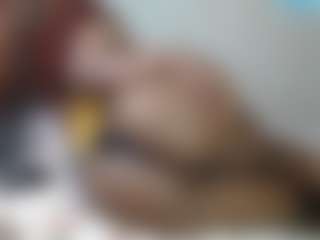 queenloovee's Live Sex Cam Show