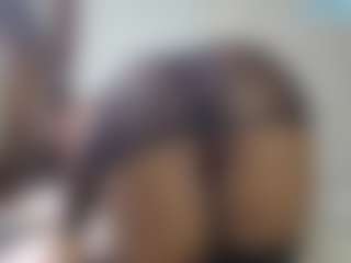 queenloovee's Live Sex Cam Show