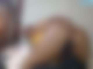 queenloovee's Live Sex Cam Show