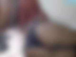 queenloovee's Live Sex Cam Show