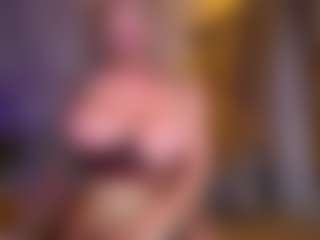Hanna Byron's Live Sex Cam Show