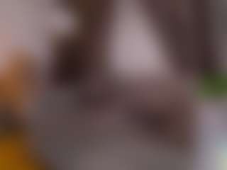 Live cam show with Hanna Byron - BBW White on Livezox | colombia