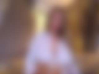 Live cam show with Hanna Byron - Strip on Camsoda