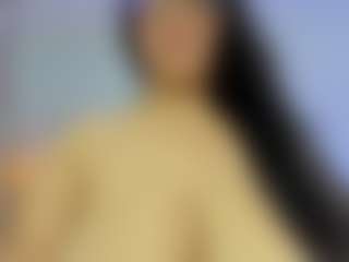 iris-torrez's Live Sex Cam Show