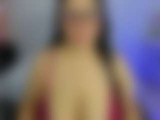 Live cam show with iris-torrez - Smoke on nudelive.tv