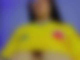 iris-torrez's Live Sex Cam Show