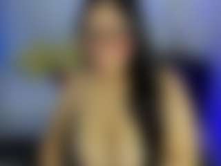 iris-torrez's Live Sex Cam Show