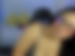 iris-torrez's Live Sex Cam Show