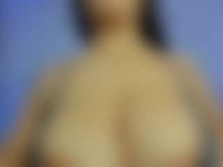 iris-torrez's Live Sex Cam Show