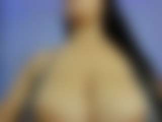 iris-torrez's Live Sex Cam Show