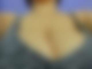 iris-torrez's Live Sex Cam Show