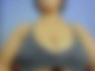 iris-torrez's Live Sex Cam Show