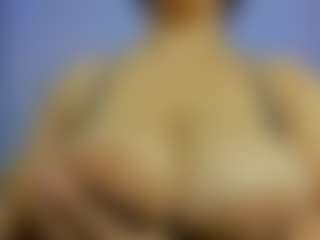 iris-torrez's Live Sex Cam Show
