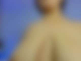 iris-torrez's Live Sex Cam Show