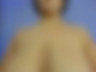 iris-torrez's Live Sex Cam Show