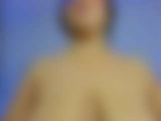 iris-torrez's Live Sex Cam Show