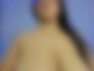 iris-torrez's Live Sex Cam Show