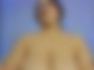 iris-torrez's Live Sex Cam Show