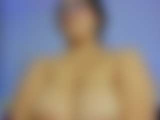 iris-torrez's Live Sex Cam Show