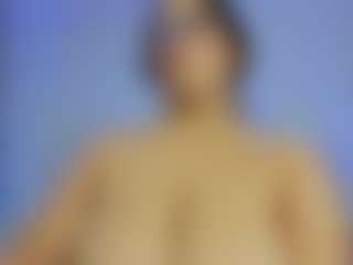 iris-torrez's Live Sex Cam Show