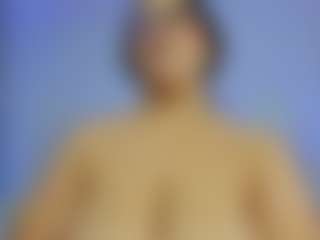 iris-torrez's Live Sex Cam Show