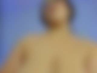 iris-torrez's Live Sex Cam Show