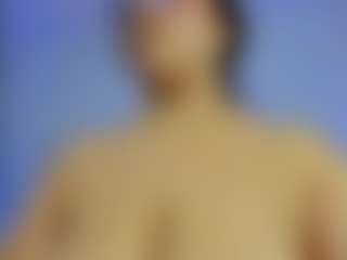 iris-torrez's Live Sex Cam Show