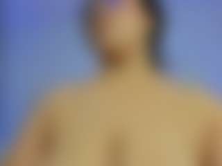 iris-torrez's Live Sex Cam Show