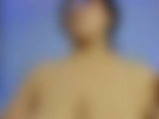 iris-torrez's Live Sex Cam Show