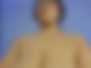 iris-torrez's Live Sex Cam Show