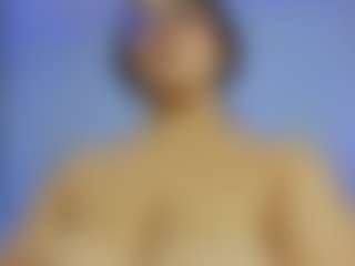 iris-torrez's Live Sex Cam Show
