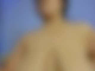 iris-torrez's Live Sex Cam Show