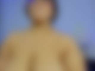 iris-torrez's Live Sex Cam Show
