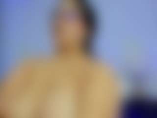 iris-torrez's Live Sex Cam Show