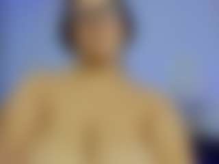 iris-torrez's Live Sex Cam Show