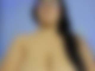 iris-torrez's Live Sex Cam Show
