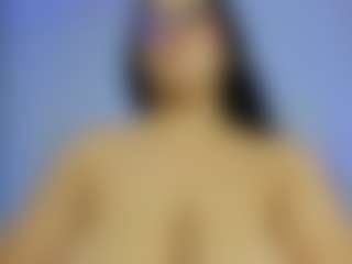 iris-torrez's Live Sex Cam Show