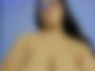 iris-torrez's Live Sex Cam Show
